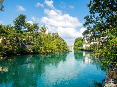Ocean-Access Waterfront Development Land