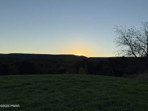 Land, Lake Ariel, PA