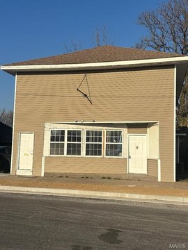 Mixed-Use Live-Work Building