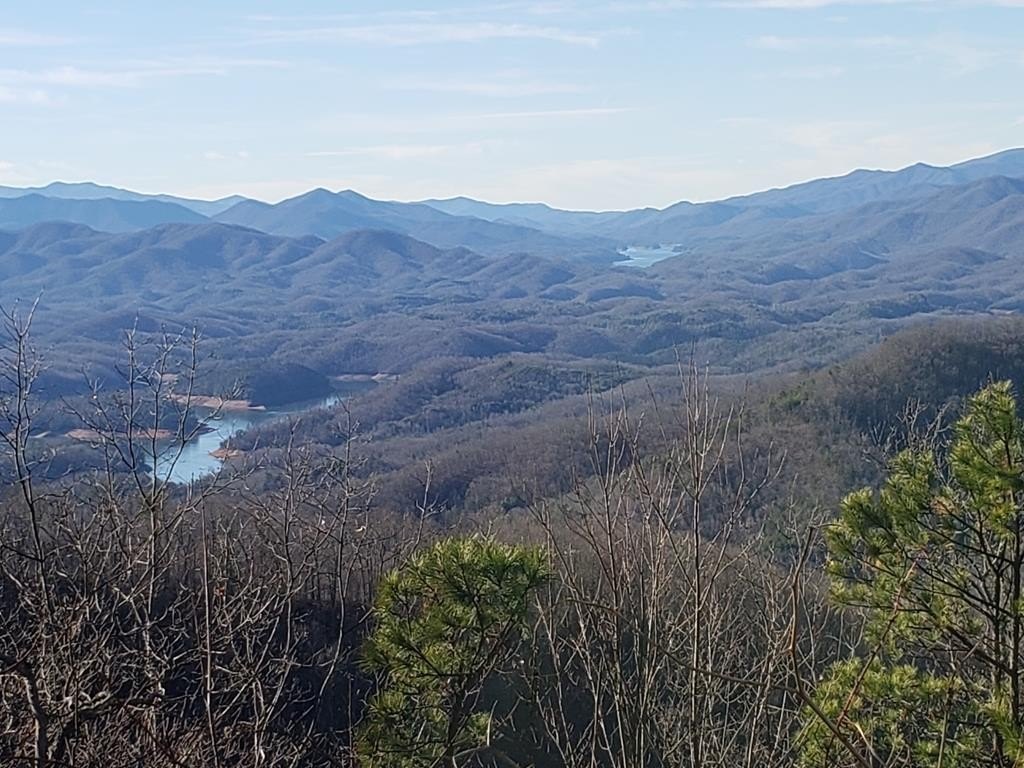 Mountain Land with Exceptional Views