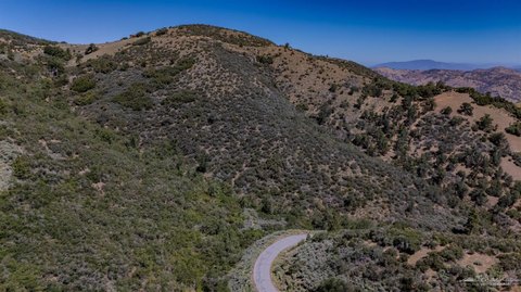 Tehachapi Land with Mountain Views