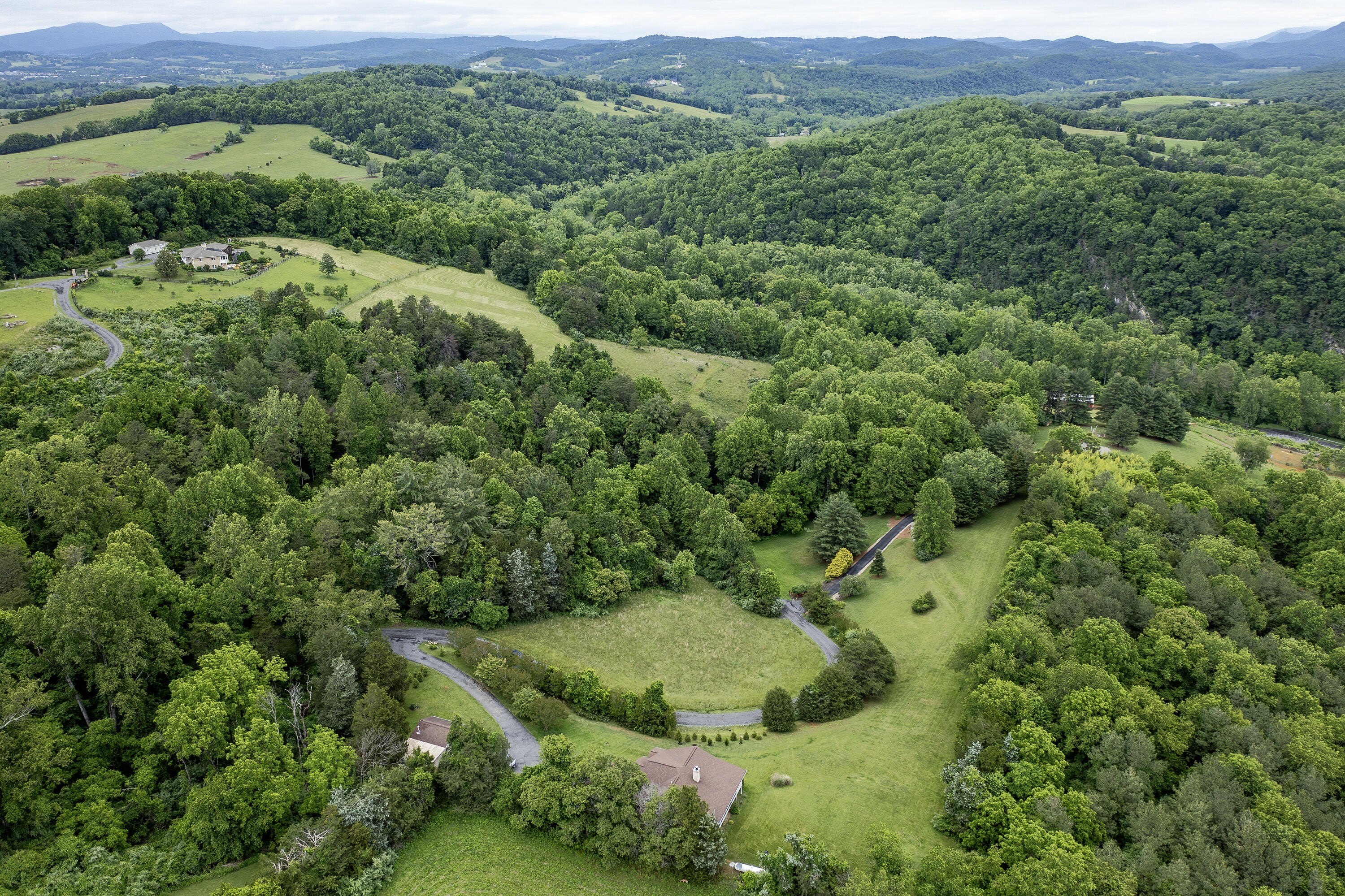 7.64 Acres Lexington Home Site