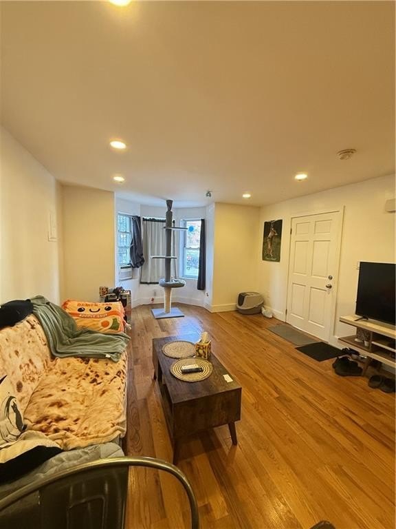 Picture 4