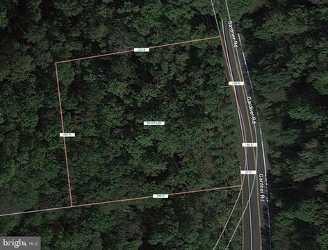 Wooded Lot in Waldorf, MD
