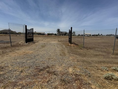 Land, Madera, CA