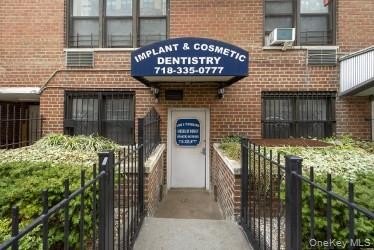 Professional Suite in Jackson Heights