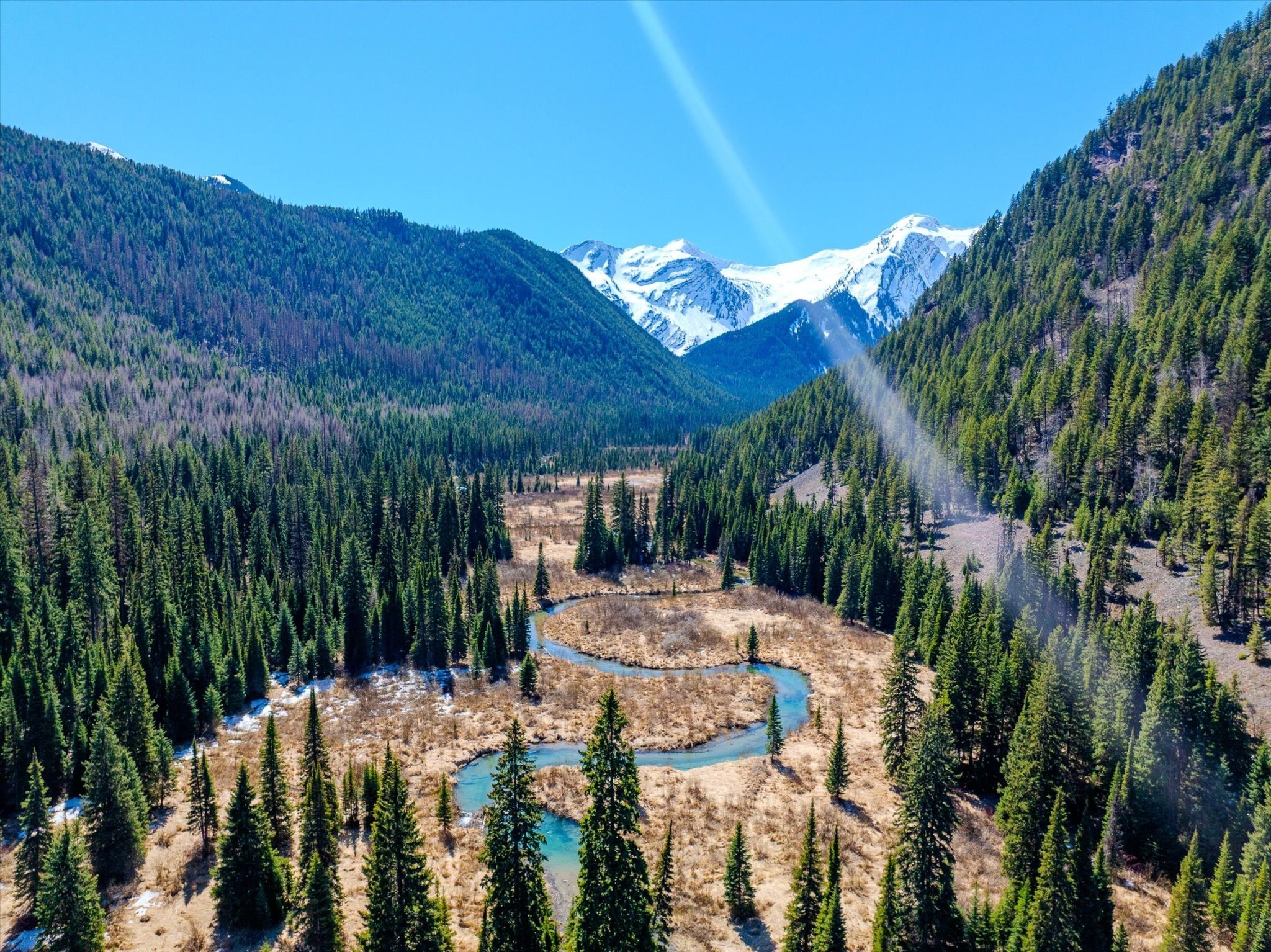 Montana Wilderness Retreat with Cabins