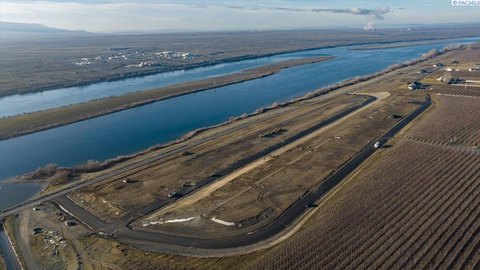 Columbia River View Acre Lots
