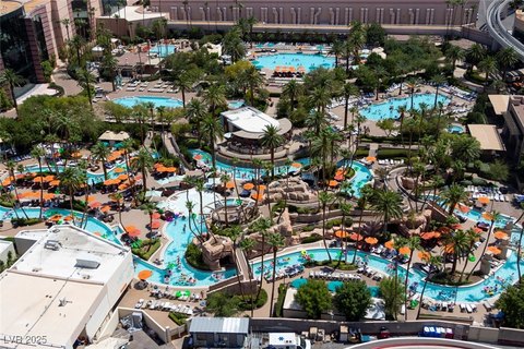 MGM Signature High-Rise Suite