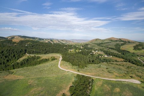 Residential Land with Panoramic Views