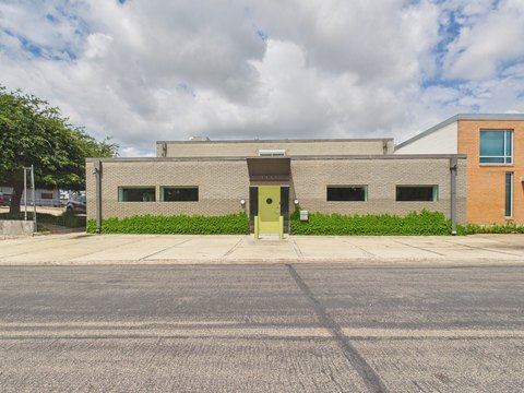 Standalone Live-Work Office Building