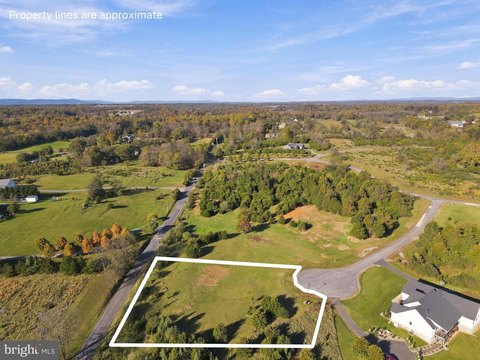 Land, MARTINSBURG, WV