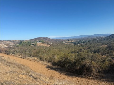 Agricultural Land with Scenic Views