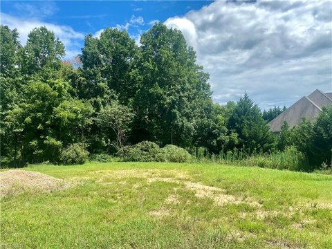 Residential Lot in Bradford Downs