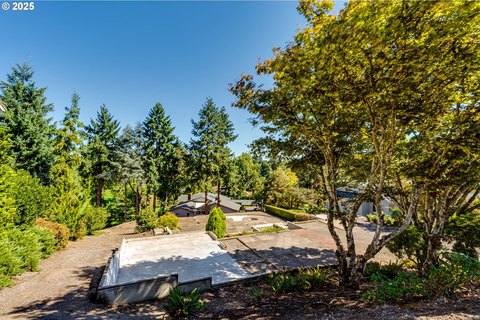 View Lot Overlooking Oakway Golf