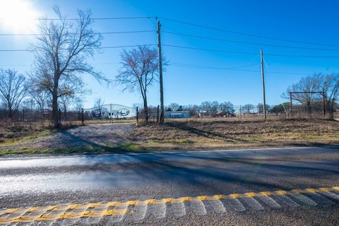Commercial Land with Highway Exposure