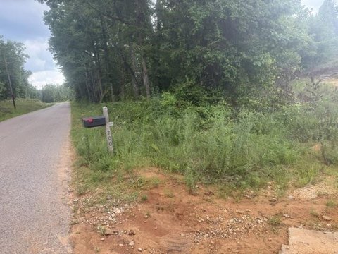 LAND - Savannah, TN