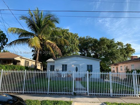 Duplex with Patio and Fenced Yard