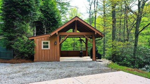 Smoky Mountain Motorcoach Lot