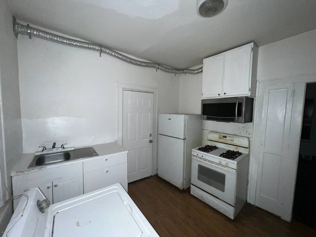 Picture 12