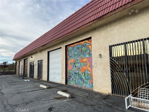 Warehouse Flex Units with Roll-Up Doors