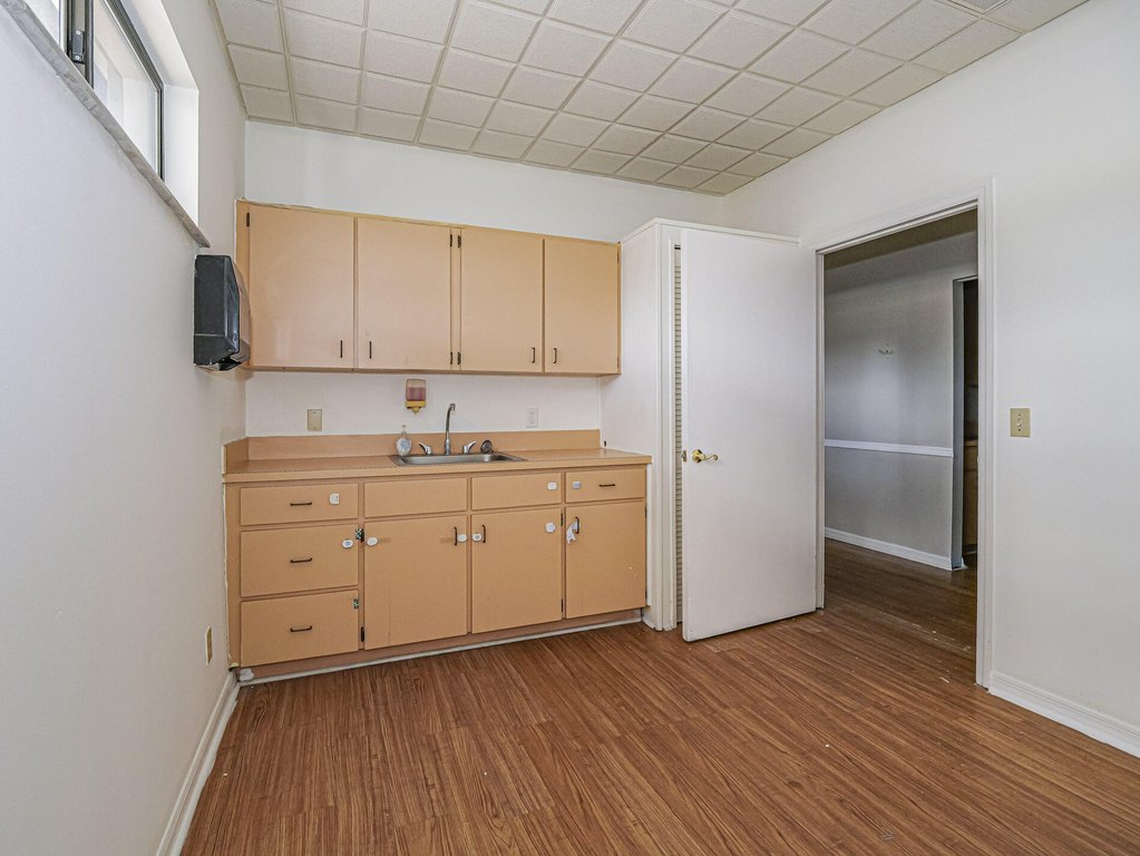 Picture 30