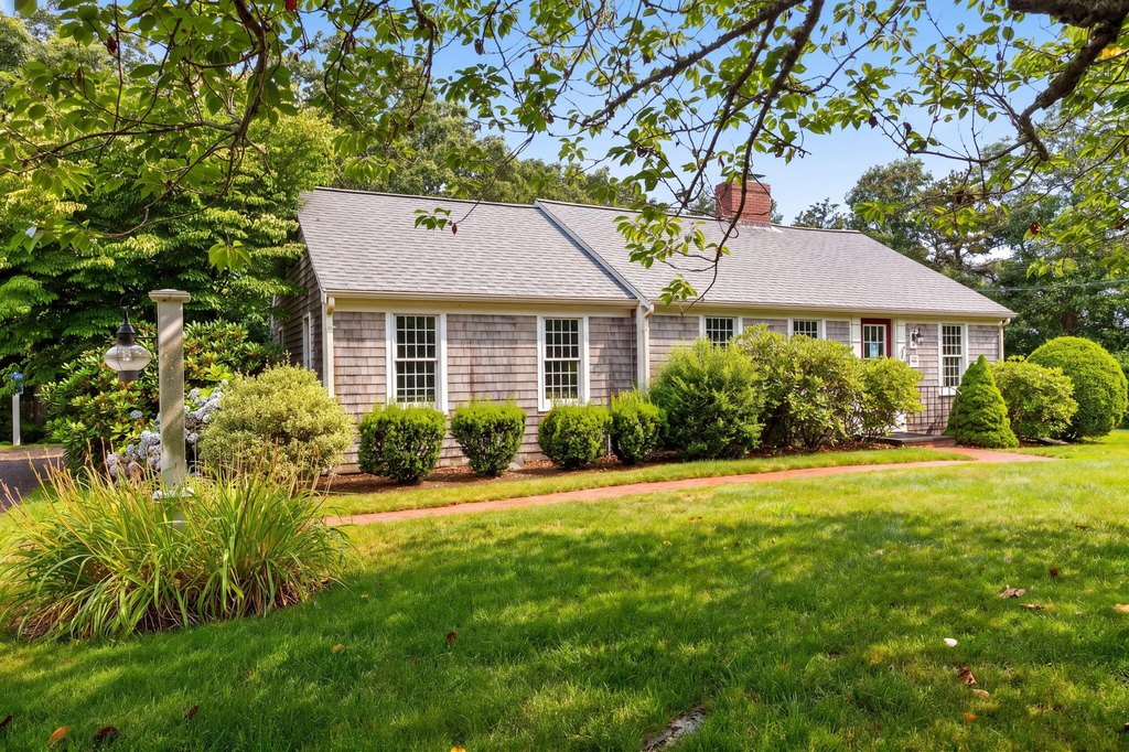 265 Orleans Rd, North Chatham, MA 02650