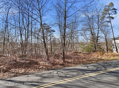LAND - Stroudsburg, PA