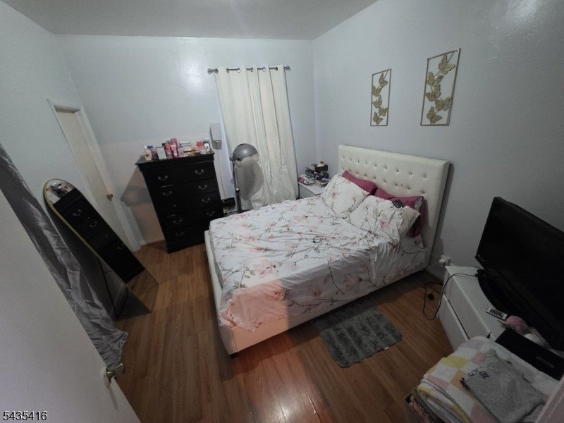 Picture 10