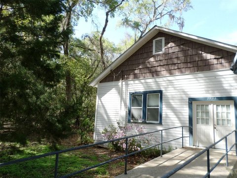 Assembly Building - DUNNELLON, FL