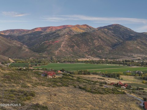 Land, Oakley, UT