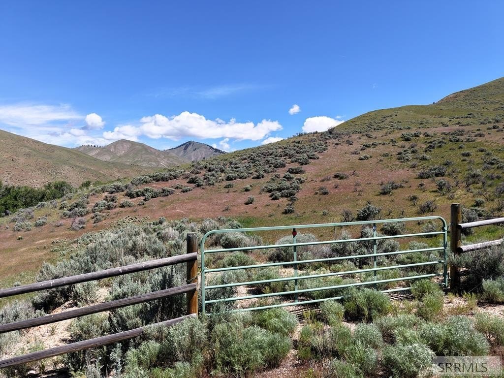 Idaho Land with BLM Border