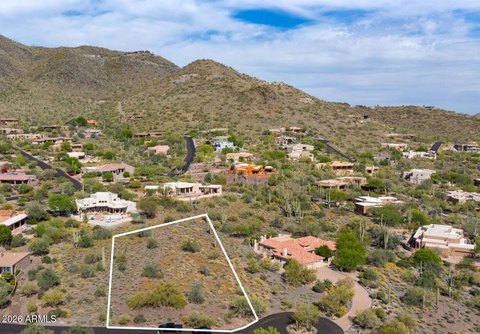 LAND - Carefree, AZ