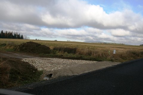 Land with Mountain Views