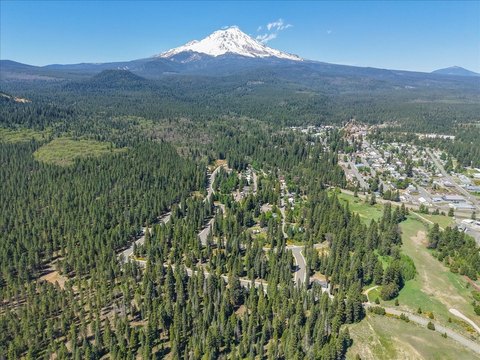 Land, Mccloud, CA