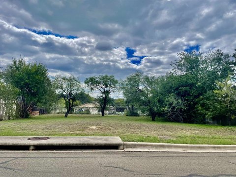 Land, Meadowlakes, TX