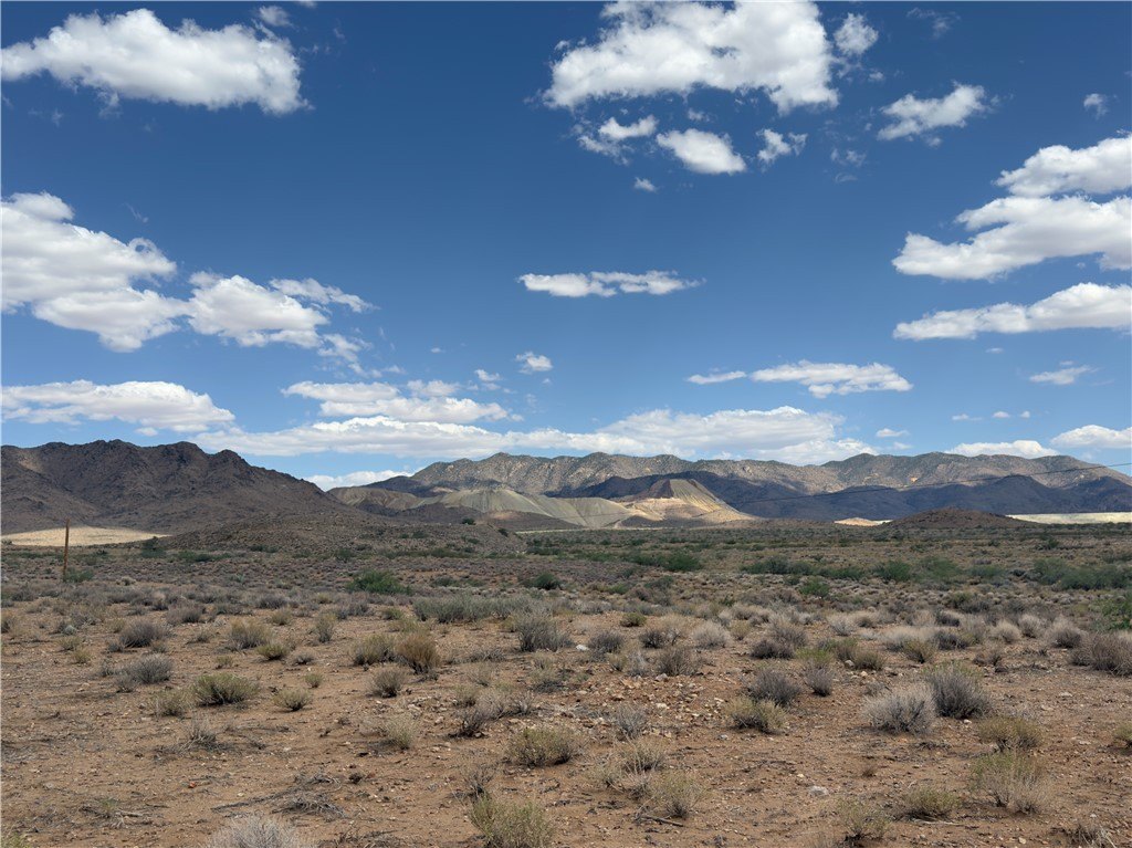 40 Acres in Golden Valley