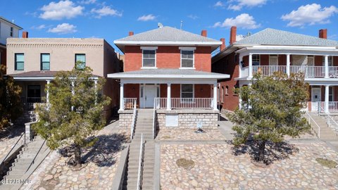 8-Unit Apartment Building