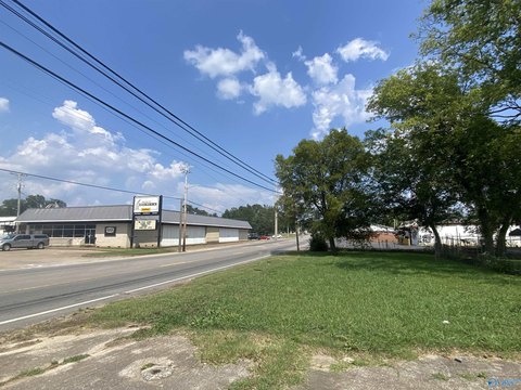 Commercial Lot in Busy Area