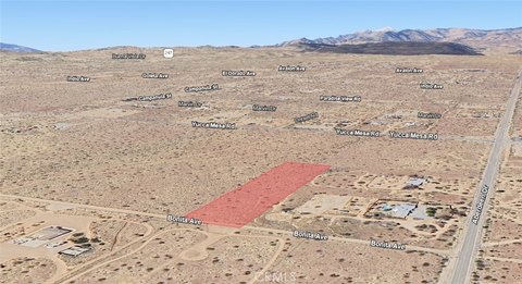 Spacious Lot in Yucca Valley