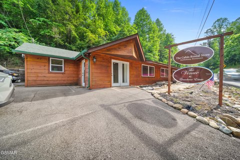 Remodeled Commercial Property in Gatlinburg