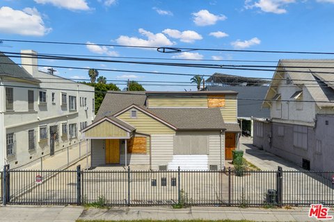 Hollywood Triplex Redevelopment Opportunity