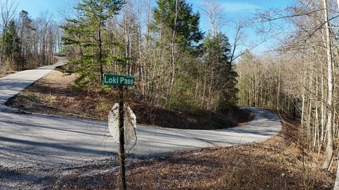 Land in Valhalla Woods