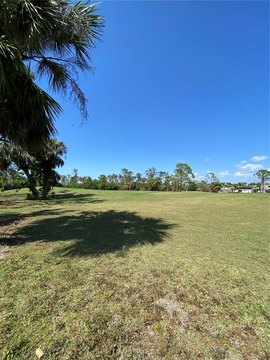 Land in Rotonda West
