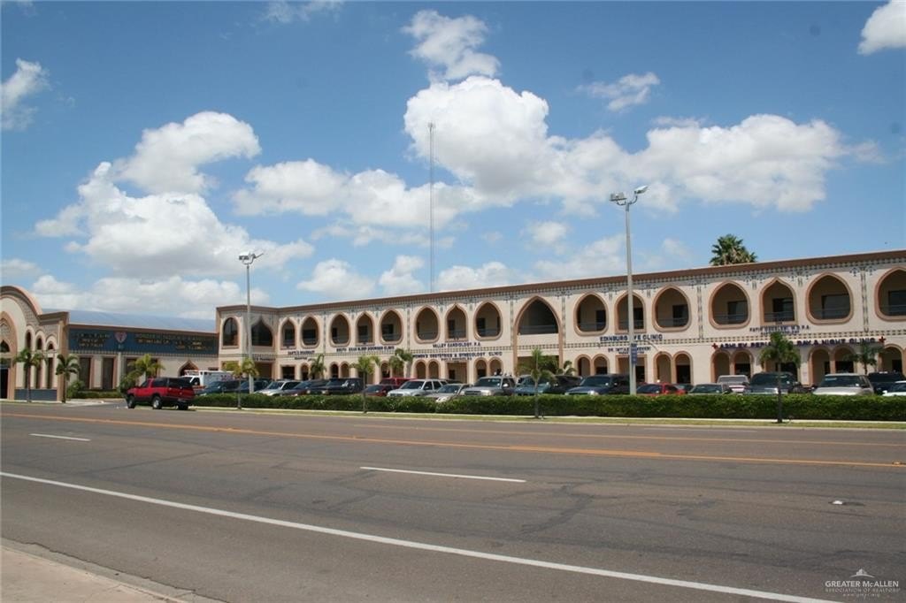 Edinburg Commercial Unit For Sale