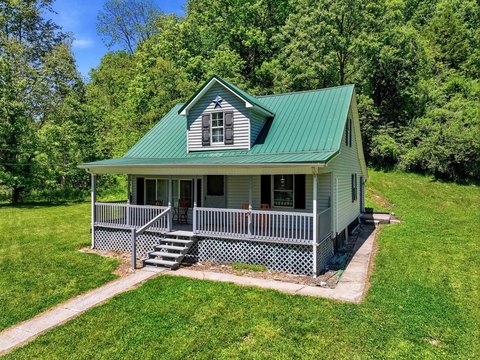 Farm - Hurricane, WV