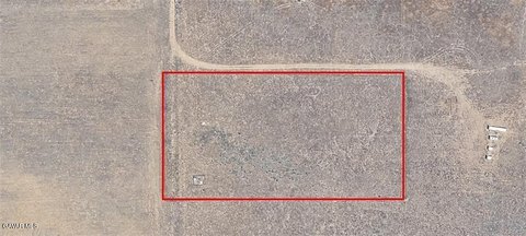 LAND - Lancaster, CA