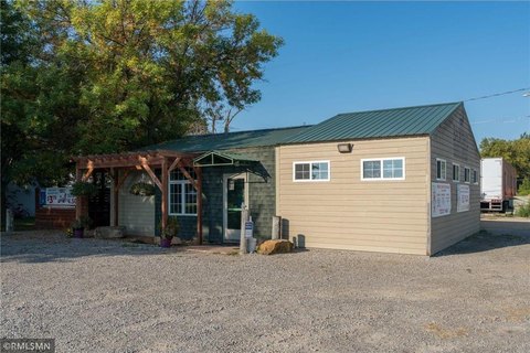Established Restaurant and Bar Opportunity