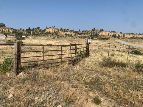 LAND - Huntley, MT
