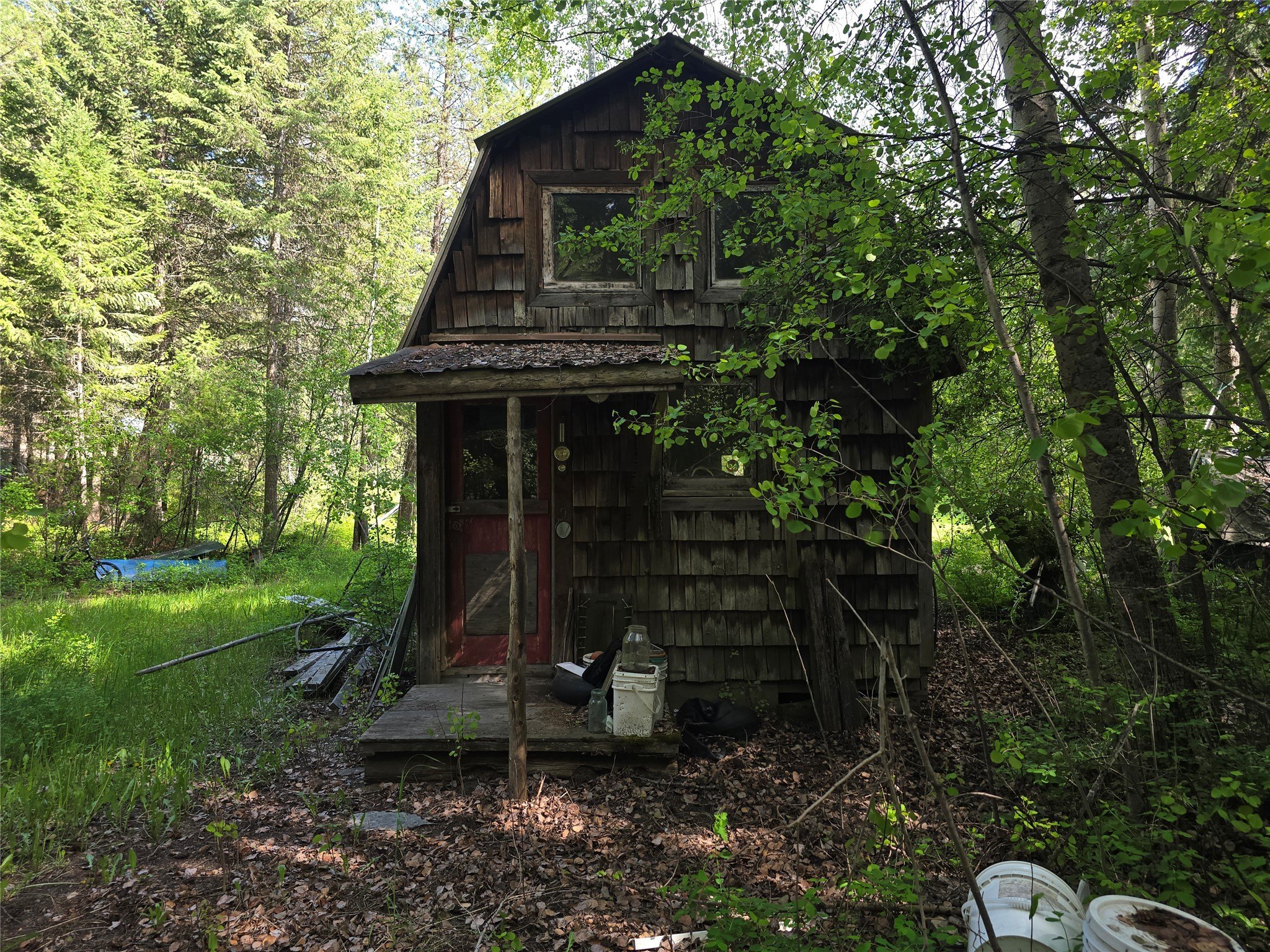 Montana Off-Grid Hunting Cabin Land